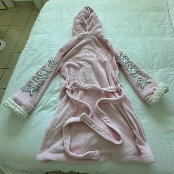 PINK Victoria's Secret Plush Robe - Picture 1 of 7